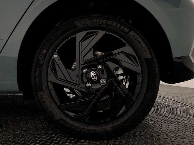 Hyundai i20 1.0T GDi 90 Black Line 5dr DCT