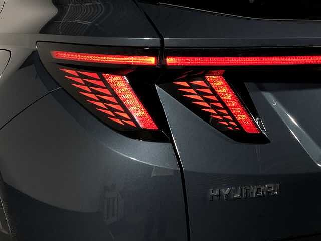 Hyundai TUCSON 1.6 TGDi 48V MHD Premium 5dr 2WD DCT