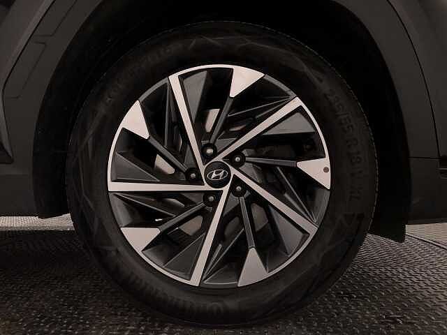 Hyundai TUCSON 1.6 TGDi 48V MHD Premium 5dr 2WD DCT Black