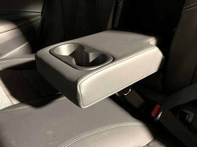 Toyota Corolla Touring Sport 2.0 Hybrid Design 5dr CVT