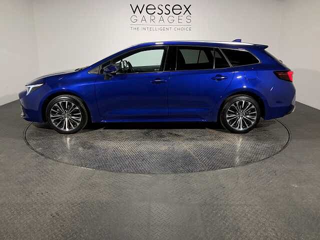 Toyota Corolla Touring Sport 2.0 Hybrid Design 5dr CVT