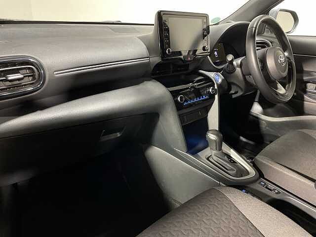 Toyota Yaris Cross 1.5 Hybrid Design 5dr CVT