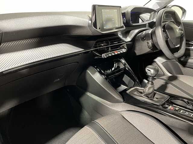 Peugeot 208 1.2 PureTech 100 Allure Premium 5dr