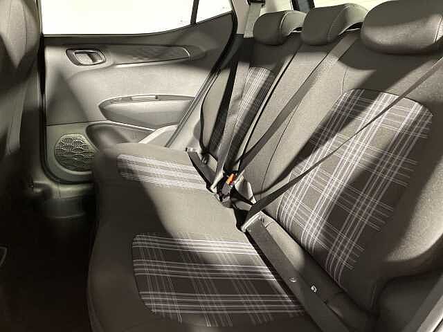 Hyundai i10 1.2 [79] Premium 5dr Auto [Nav]
