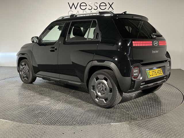 Hyundai Inster 85kW Cross 49kWh 5dr Auto [No Heat Pump]