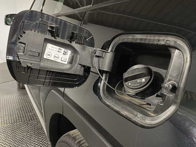Hyundai SANTA FE 1.6 TGDi 239 Hybrid Ultimate 5dr 4WD Auto Black