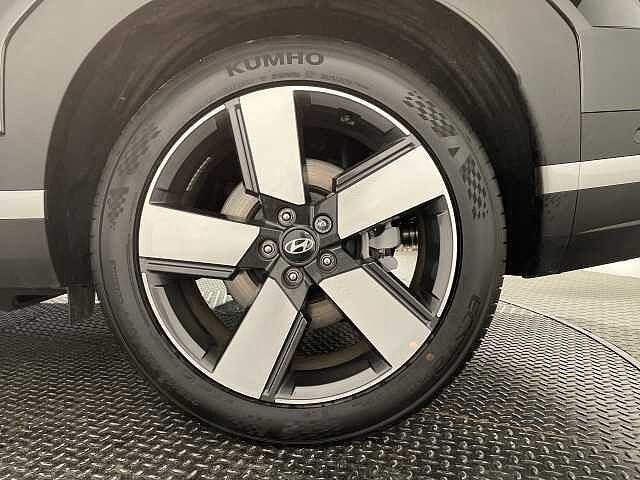 Hyundai SANTA FE 1.6 TGDi 239 Hybrid Ultimate 5dr 4WD Auto Black