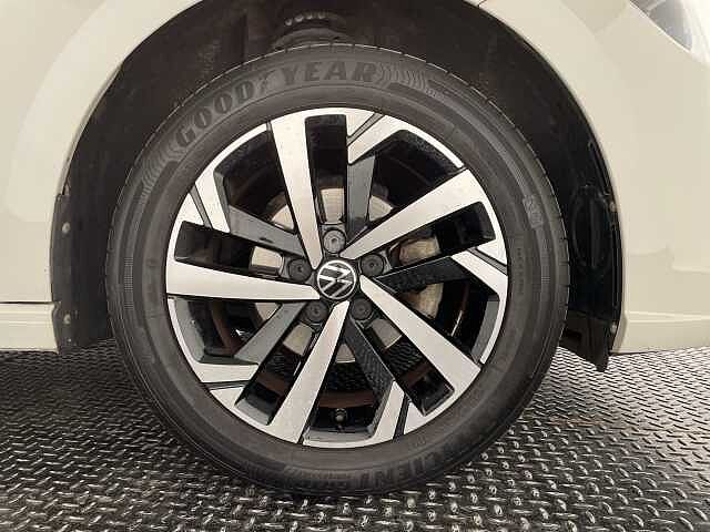 Volkswagen Polo 1.0 TSI Life 5dr