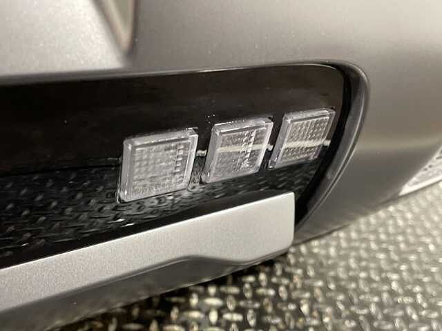 Hyundai INSTER 85kW Cross 49kWh 5dr Auto White