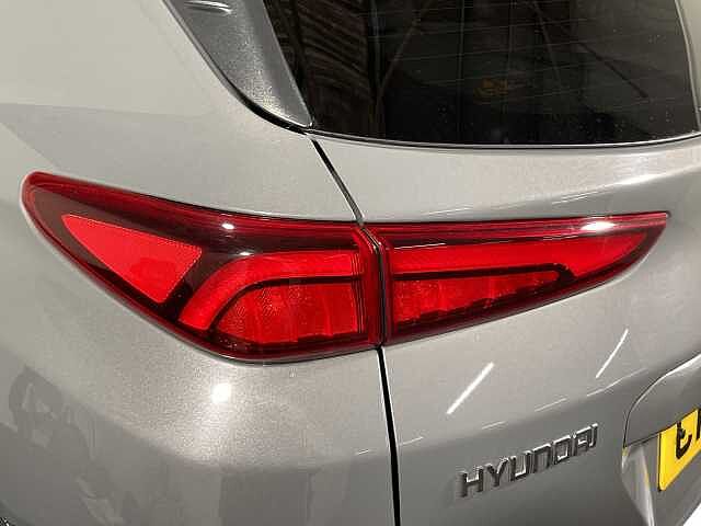 Hyundai KONA 1.6 GDi Hybrid Premium 5dr DCT Grey
