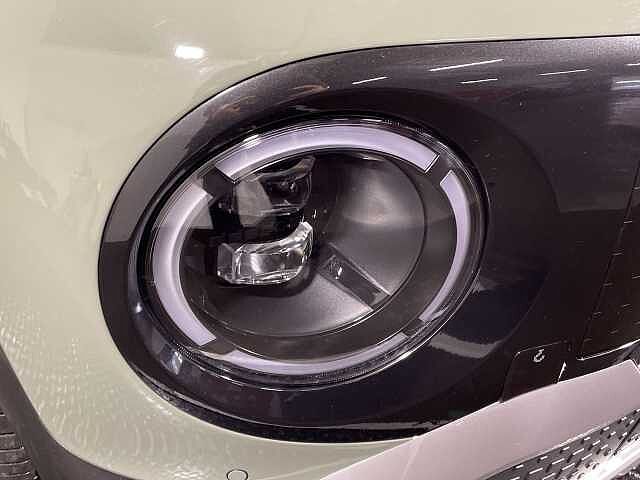 Hyundai INSTER 85kW 02 49kWh 5dr Auto Green