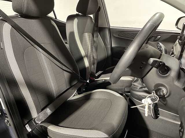 Hyundai I10 Advance Auto Grey