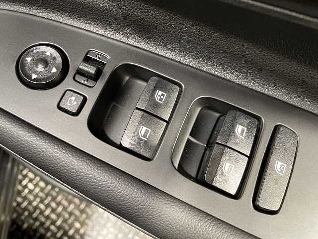 Hyundai I20 1.0T GDi Premium 5dr 5(2023) Black