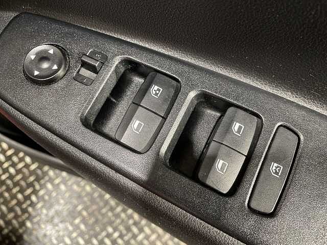 Hyundai I10 1.0 MPi Premium 5dr 4(2020) Red