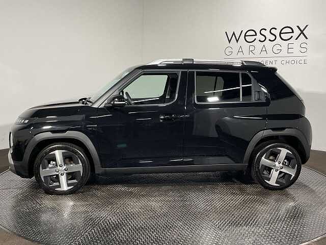 Hyundai INSTER 85kW 02 49kWh 5dr Auto Black