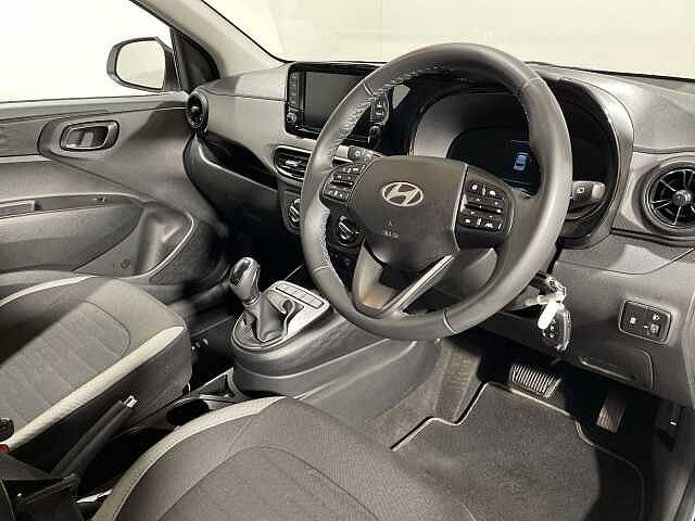 Hyundai I10 Advance Auto White
