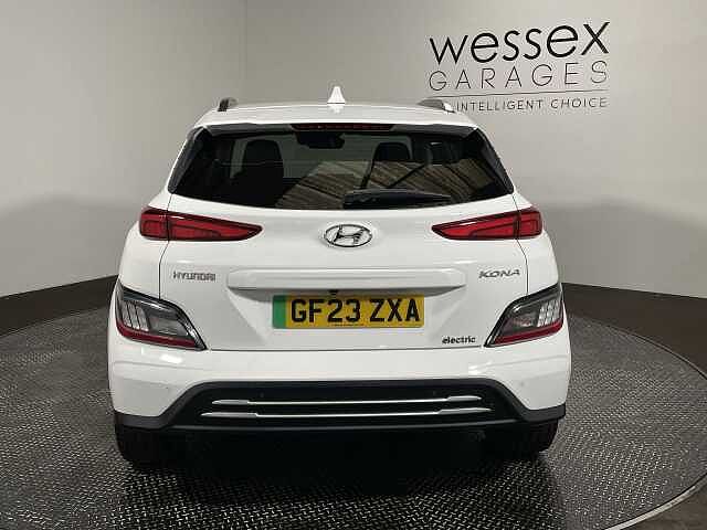 Hyundai KONA 150kW Premium 64kWh 5dr Auto White