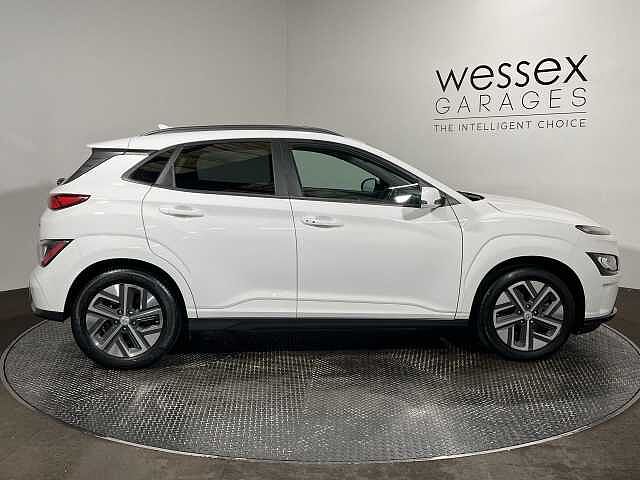 Hyundai KONA 150kW Premium 64kWh 5dr Auto White