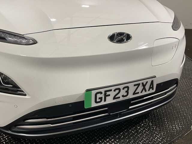Hyundai KONA 150kW Premium 64kWh 5dr Auto White
