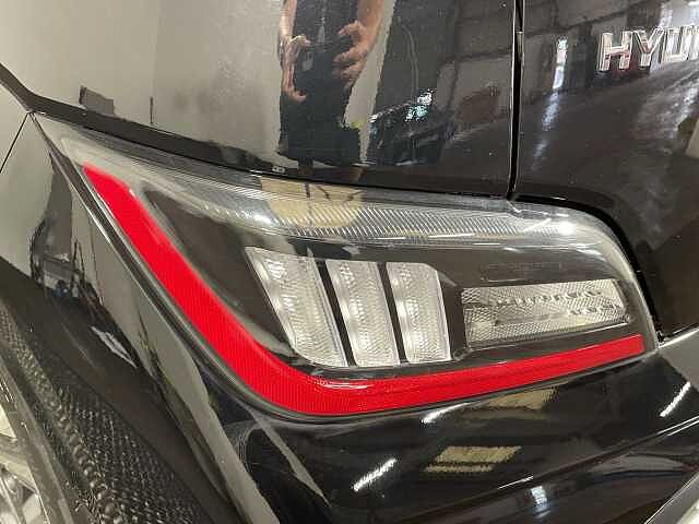 Hyundai KONA 150kW Premium 64kWh 5dr Auto