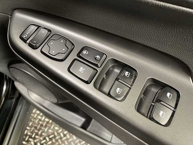 Hyundai KONA 150kW Premium 64kWh 5dr Auto