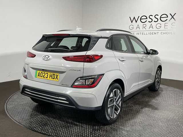 Hyundai KONA 100kW SE Connect 39kWh 5dr Auto Grey