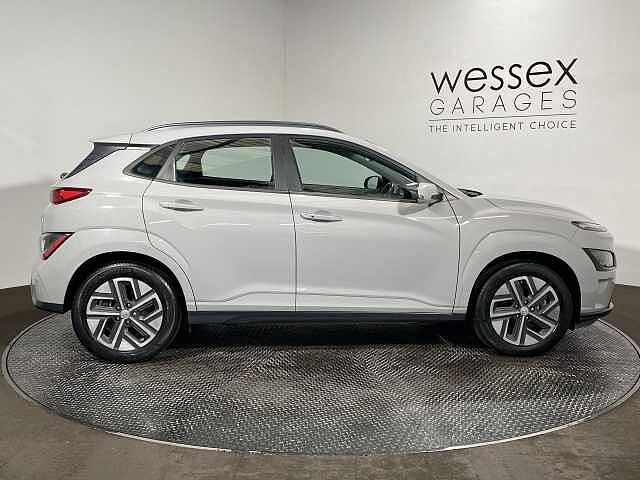 Hyundai KONA 100kW SE Connect 39kWh 5dr Auto Grey