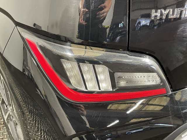 Hyundai KONA 150kW Premium 64kWh 5dr Auto Black