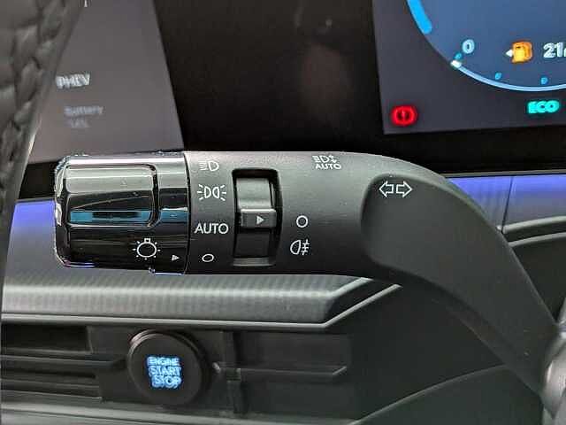 Hyundai Santa Fe 1.6 T-GDi 13.8kWh Calligraphy Auto 4WD Euro 6 (s/s) 5dr