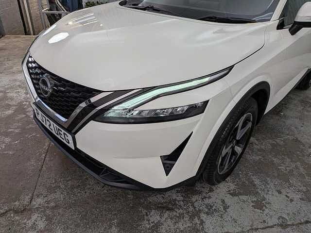 Nissan Qashqai 1.3 DIG-T MHEV N-Connecta Euro 6 (s/s) 5dr