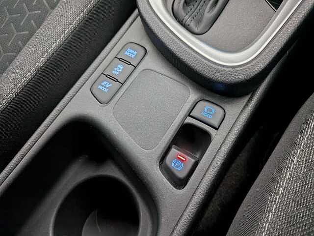 Toyota Yaris Cross 1.5 VVT-h Design SUV 5dr Petrol Hybrid E-CVT Euro 6 (s/s) (116 ps)