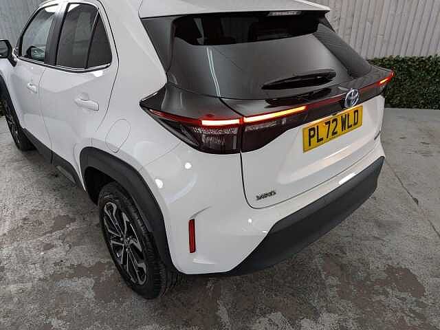 Toyota Yaris Cross 1.5 VVT-h Design SUV 5dr Petrol Hybrid E-CVT Euro 6 (s/s) (116 ps)