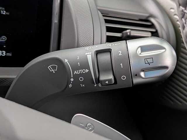 Hyundai INSTER Long Range 49kWh Cross Auto 5dr Abyss Black