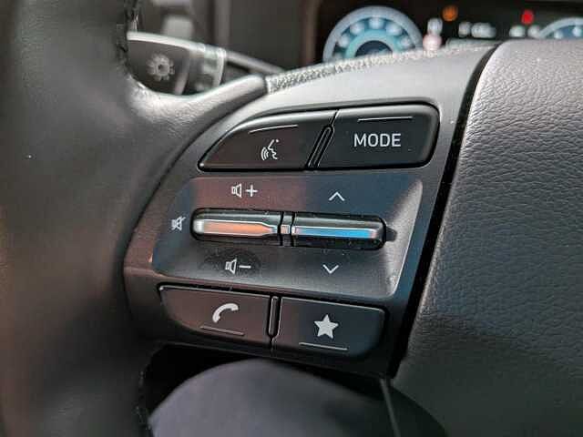 Hyundai KONA 1.0 T-GDi MHEV Premium Euro 6 (s/s) 5dr Surfy Blue