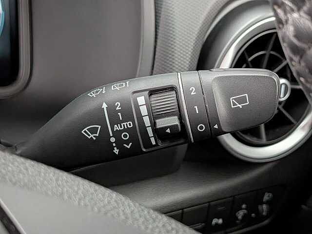 Hyundai KONA 1.0 T-GDi MHEV Premium Euro 6 (s/s) 5dr Surfy Blue