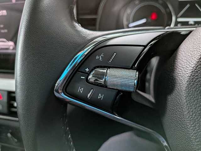 SKODA Kamiq 1.5 TSI ACT SE Drive DSG Euro 6 (s/s) 5dr