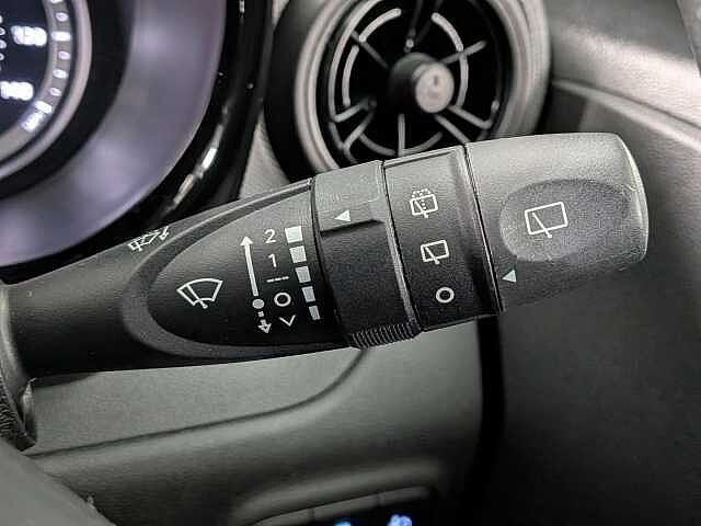 Hyundai I10 1.0 SE Connect Euro 6 (s/s) 5dr Mangrove Green