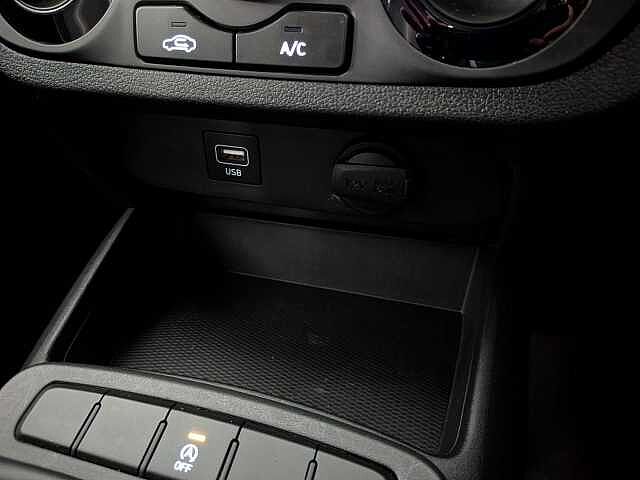 Hyundai I10 1.0 SE Connect Euro 6 (s/s) 5dr Mangrove Green