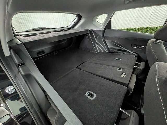 Hyundai KONA 65.4kWh Advance Auto 5dr Black