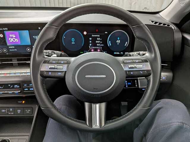 Hyundai KONA 65.4kWh Advance Auto 5dr Black