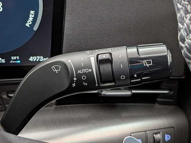 Hyundai KONA 65.4kWh Advance Auto 5dr Black