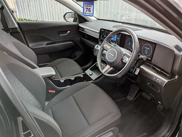 Hyundai KONA 65.4kWh Advance Auto 5dr Black
