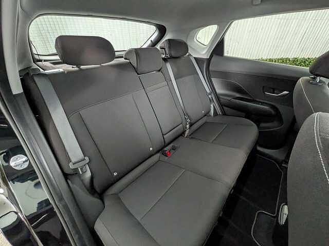 Hyundai KONA 65.4kWh Advance Auto 5dr Black