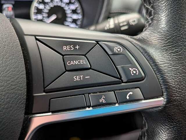 Nissan Juke 1.0 DIG-T Enigma Euro 6 (s/s) 5dr