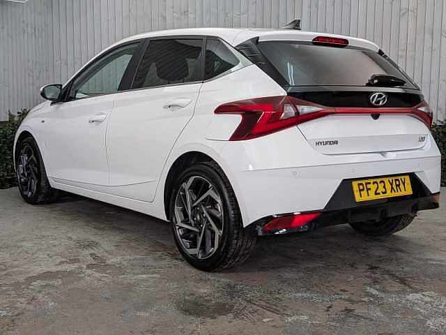 Hyundai I20 1.0 T-GDi MHEV Premium Euro 6 (s/s) 5dr Atlas White