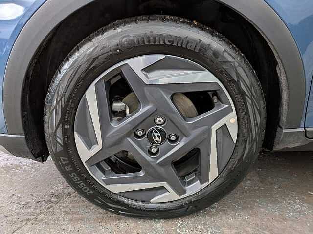 Hyundai BAYON 1.0 T-GDi Ultimate DCT Euro 6 (s/s) 5dr Vibrant Blue