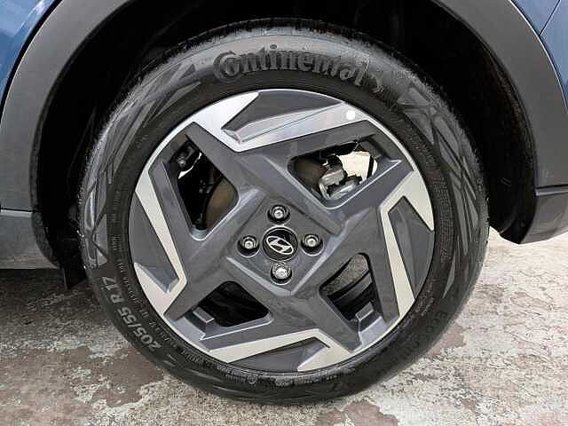 Hyundai BAYON 1.0 T-GDi Ultimate DCT Euro 6 (s/s) 5dr Vibrant Blue