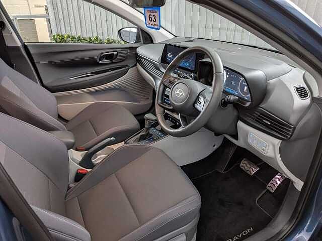 Hyundai BAYON 1.0 T-GDi Ultimate DCT Euro 6 (s/s) 5dr Vibrant Blue