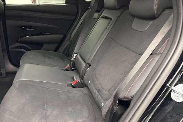 Hyundai TUCSON 1.6 T-GDi 13.8kWh N Line S Auto Euro 6 (s/s) 5dr Black