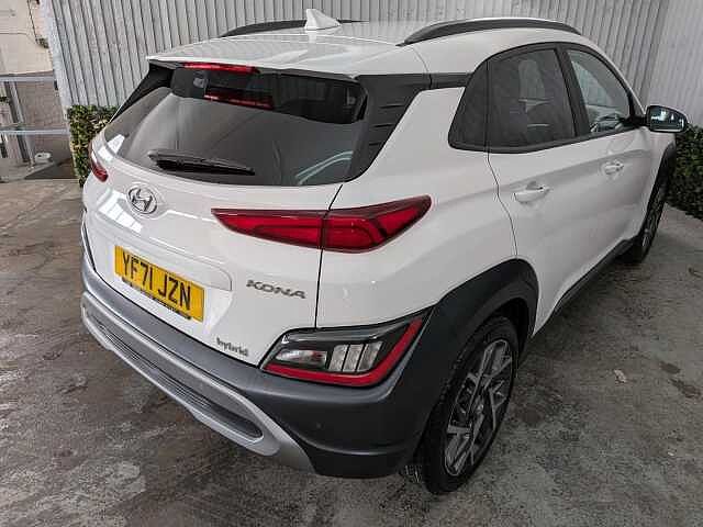 Hyundai KONA 1.6 h-GDi Ultimate DCT Euro 6 (s/s) 5dr Atlas White